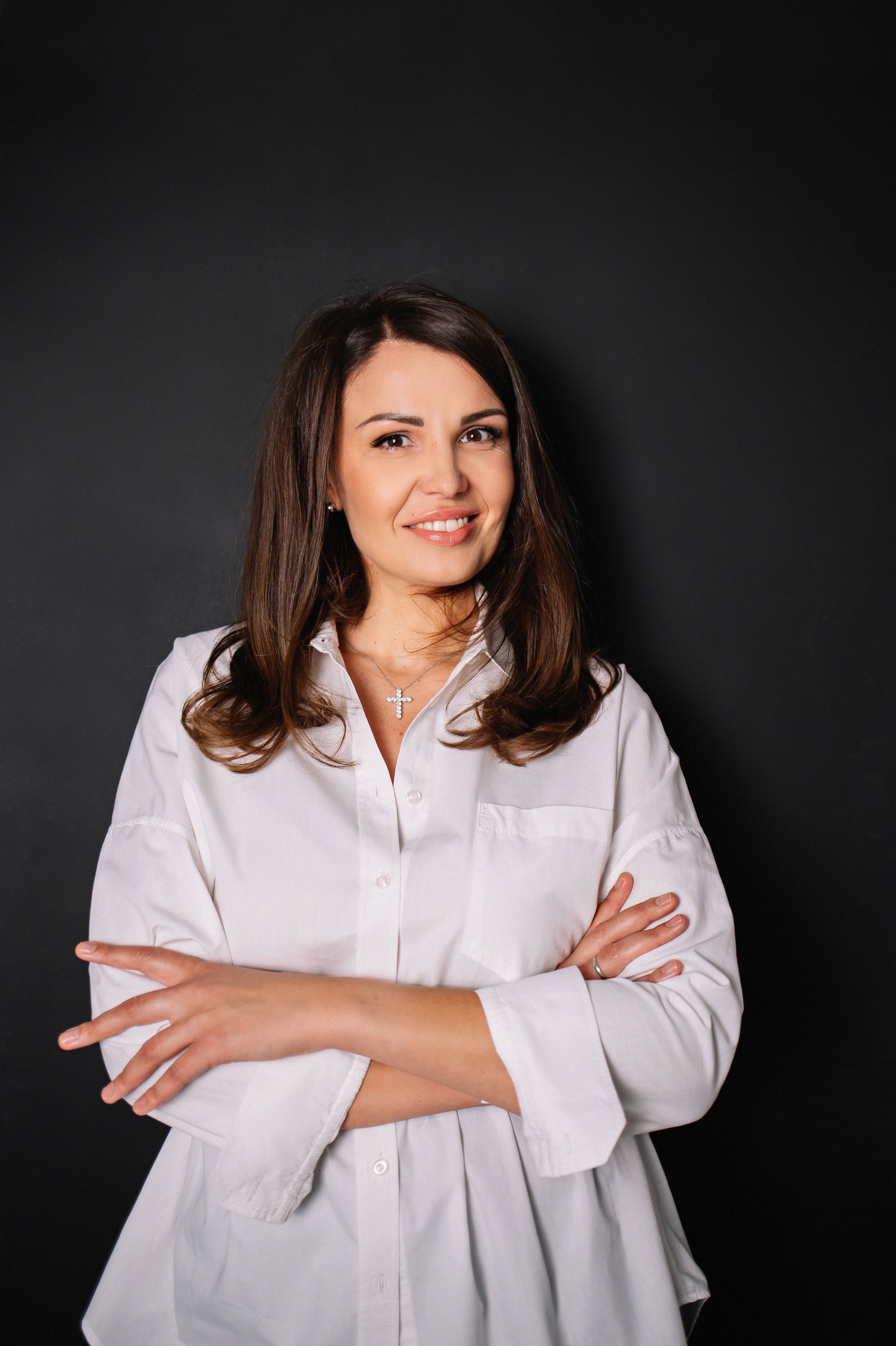 Ірина Гуменюк - Засновниця школи манікюру